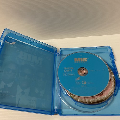 Men In Black 3 (Bluray + Digital, 2012) Sci-Fi Aliens - Region B & C - Picture 8 of 9