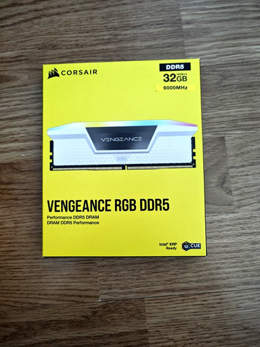 CORSAIR VENGEANCE RGB 32Go (2 x 16Go) DDR5-6000CL30 DIMM Mémoire