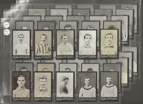 Singleton cole footballers Cigarette Cards ( REPRINT !!) Complete Set Of 50 - 第 1/2 張圖片