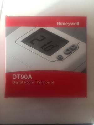 Honeywell DT90 A1008 Digital Thermostat Australia