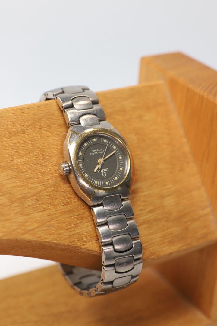 Omega Seamaster Titane Women's Titanium Gold-tone