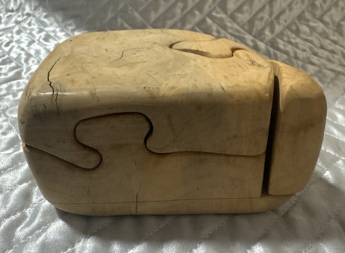 Craig Boland SIGNED Wood Carved Puzzle Box - Picture 4 of 7