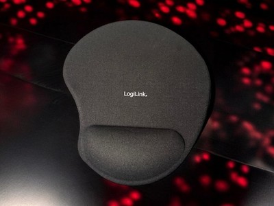 LogiLink - Mauspad mit Silikon Gel Handauflage, schwarz - NEU