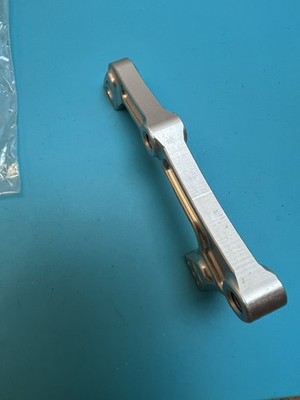 Hope ''E'' Bremsadapter für Fox 40 203mm Sku3942