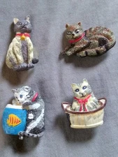 4 Vintage Cat Resin Button Covers.