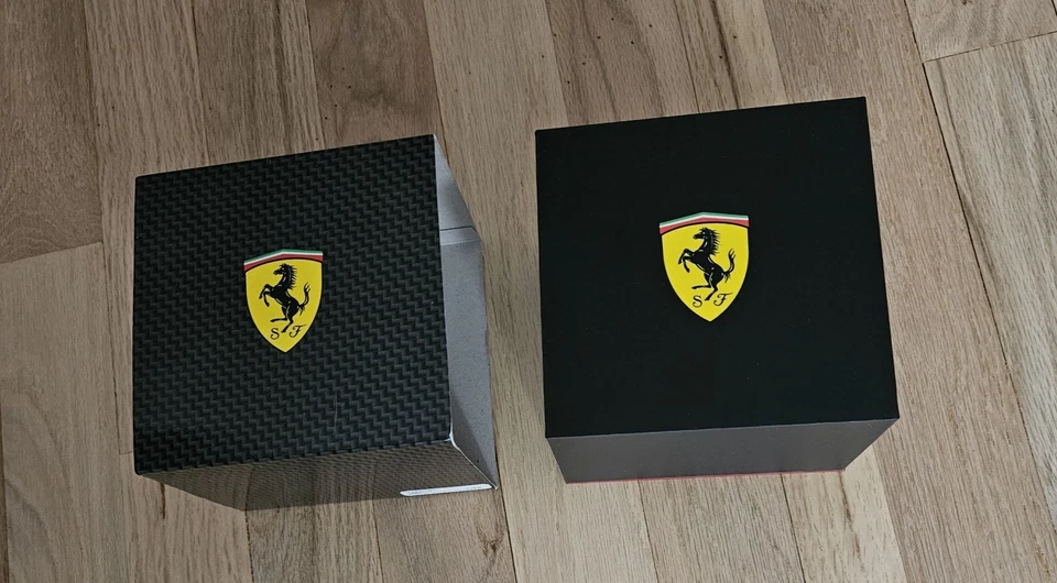 Nuevo reloj de cuarzo de lujo Ferrari sin usar Foto 4 de 4