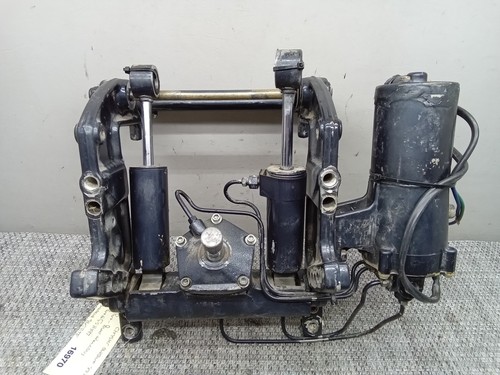 1981 Chrysler Outboard 85HP Power Trim Tilt Unit Assembly F5H147