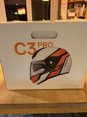Komplette Motorradbekleidung von IXS in XL und Schuberth Helm Gr. 60/61. Wie Neu