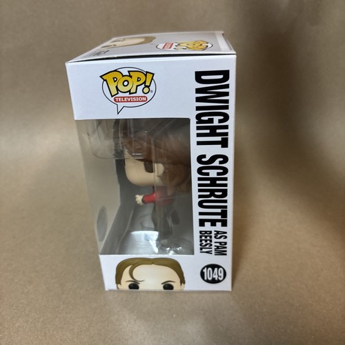 Funko Pop! Figura Vinilo Exclusiva The Office 1009 Dwight Schrute como Pam Beesly - Imagen 2 de 6
