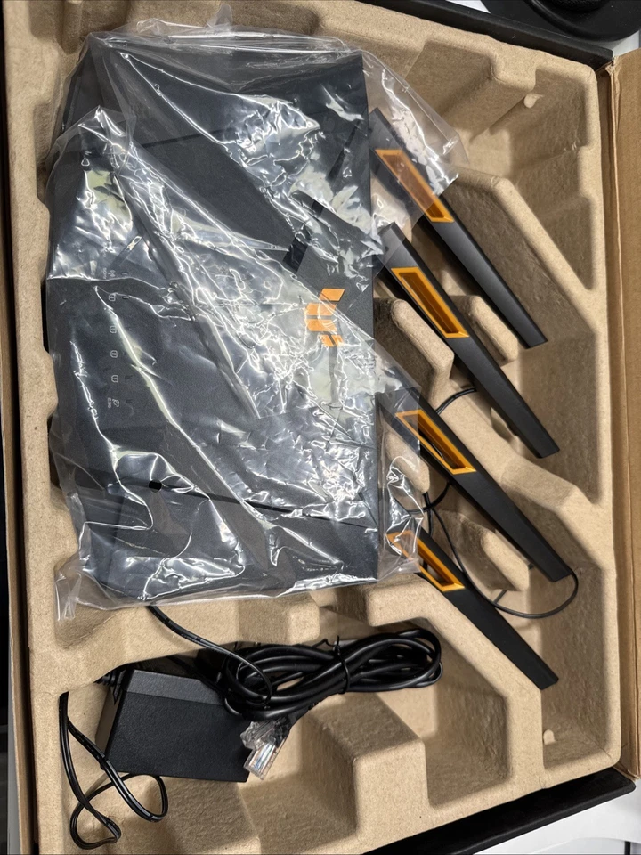 TUF gaming WiFi 6 Router ( TUF-AX4200) Dedicated Gaming Port In Box - Image 3 of 4