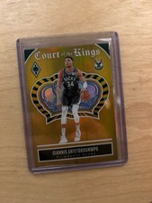 2023-24 panini phoenix Giannis Antetokounmpo Court Of The Kings Gold 3/10 #18