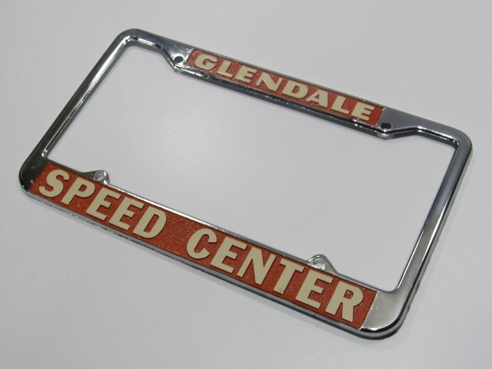 超罕见 NOS Glendale Speed Center CA 金属车牌车架标签夹 — 第 3/4 张图片
