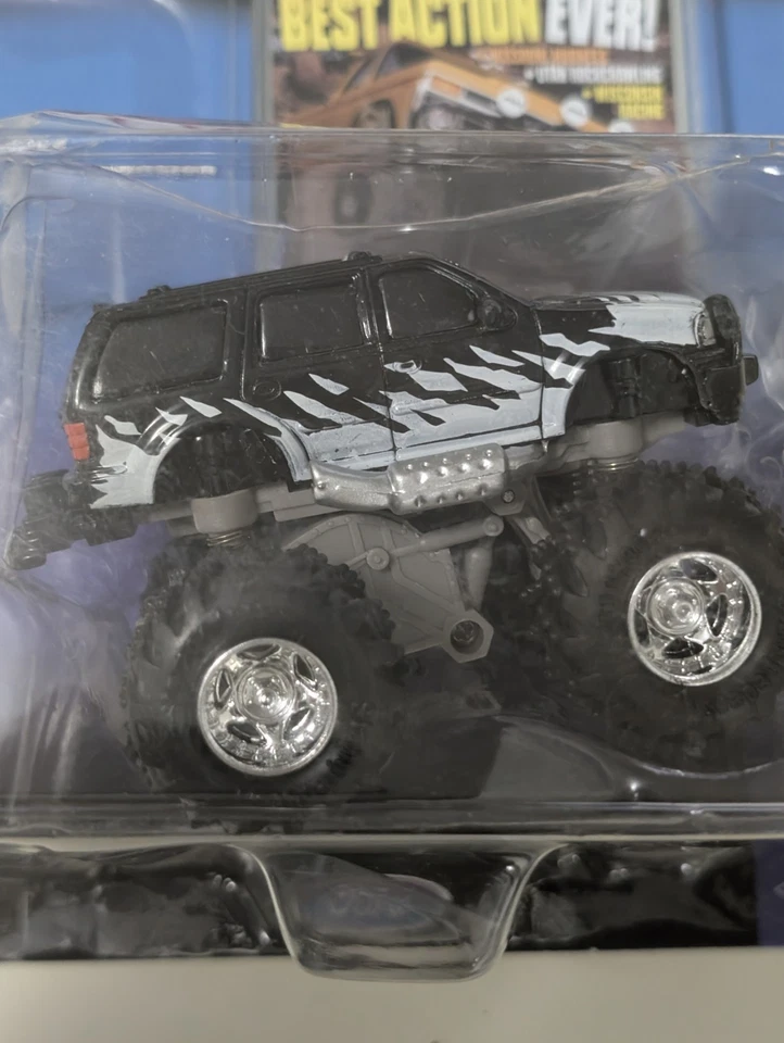 Lote de 3 camiones todoterreno y de 4 ruedas Muscle Machines Petersen's Foto 3 de 4