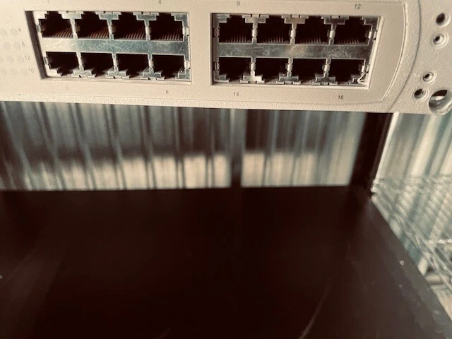 RADWARE WEB SERVER DIRECTOR 904662-S, 5xGB/16xFE/128MB(power tested) - Image 3 of 4