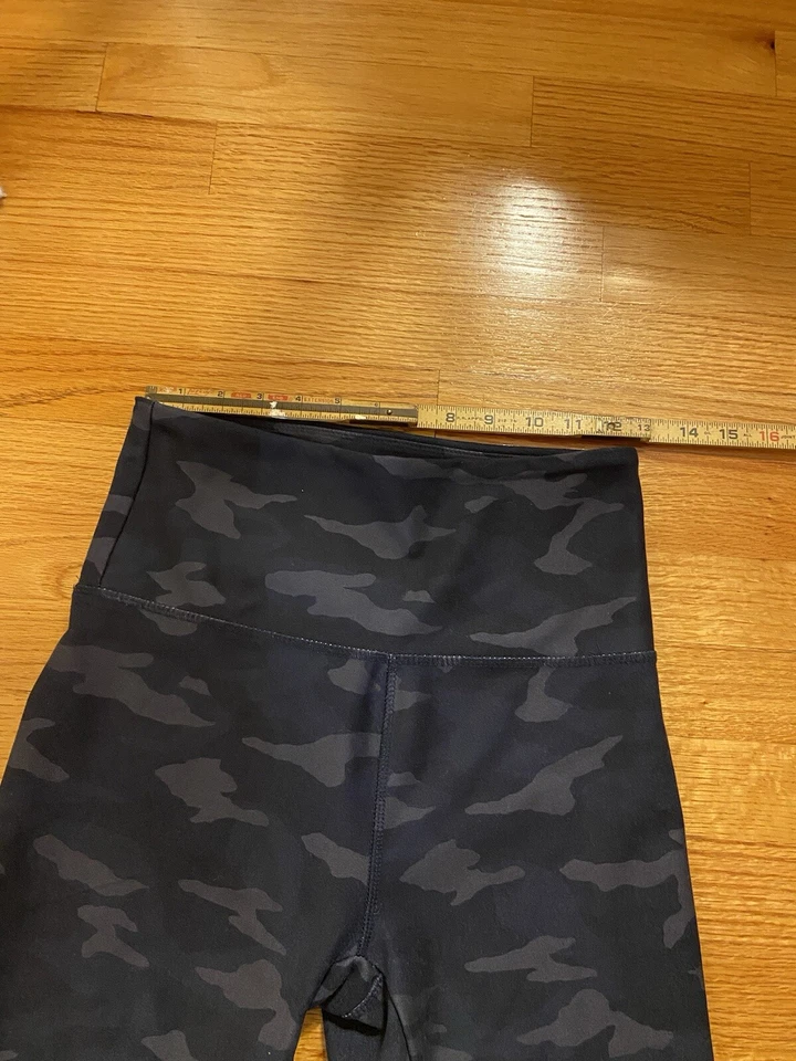 Leggings Pantalones Cortos Marika Yoga Capri • Elásticos • Estampado Azul Camuflaje • MEDIANOS Foto 4 de 4