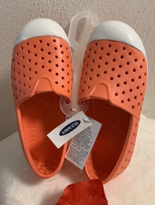 old navy crocs