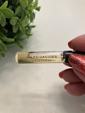 NEW Marc Jacobs DECADENCE .04oz Eau De Parfum Spray Designer Sample Perfume