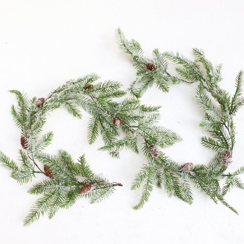 Wreath Christmas Decorative Garland Artificial Red Berries Pine Cones Vine - Picture 8 of 16