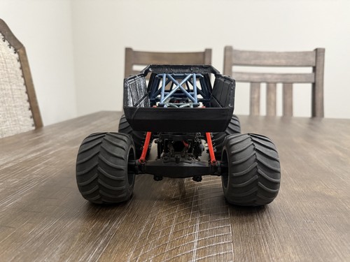 1/18 Losi Mini LMT Custom Earth Shaker / Dump Truck Body - Raw Body - PETG - Picture 4 of 7