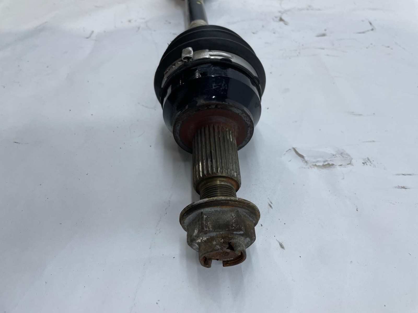 2014 Maserati Quattroporte S RH Passenger Front CV Axle Shaft With Axle Nut OEM