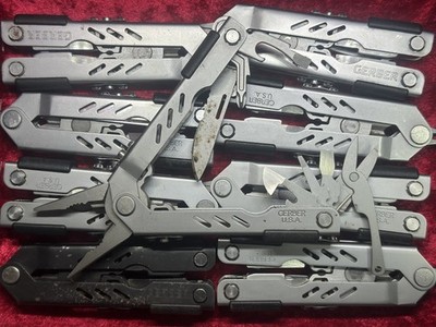 Gerber Multi-Plier 400 Stainless NeedleNose 9 Tool Multi-Tool Random Pick (343U)