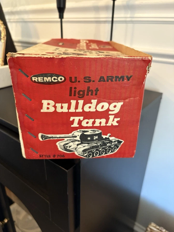 Tanque Bulldog REMCO Ejército de Estados Unidos/VINTAGE Foto 4 de 4