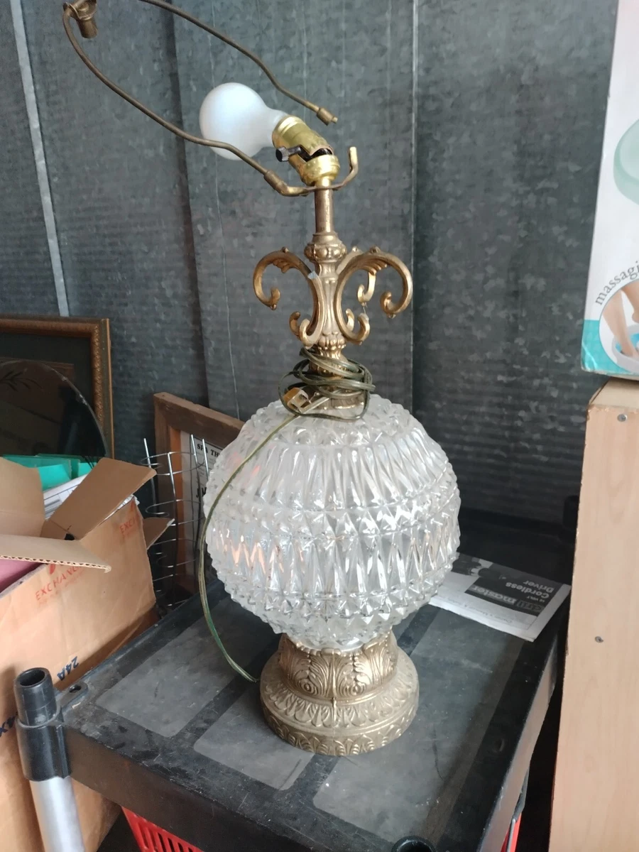 Vintage MCM Hollywood Regency Frosted Clear Glass Table Lamp