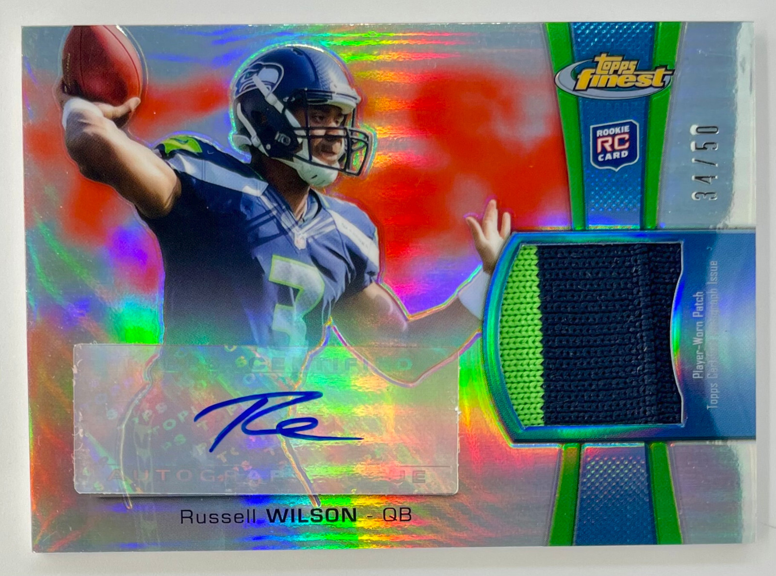 Russell Wilson Finest Rookie Autograph Patch #RAPRW Red Refractor