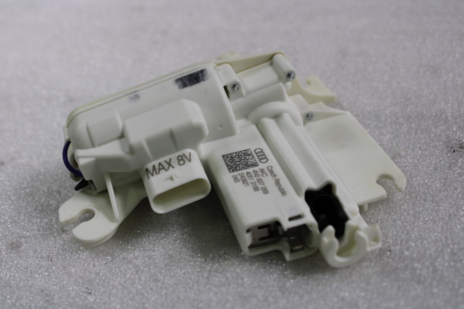 Lamborghini Urus, LH, Left Rear Door Actuator, Used, P/N 4N0837059