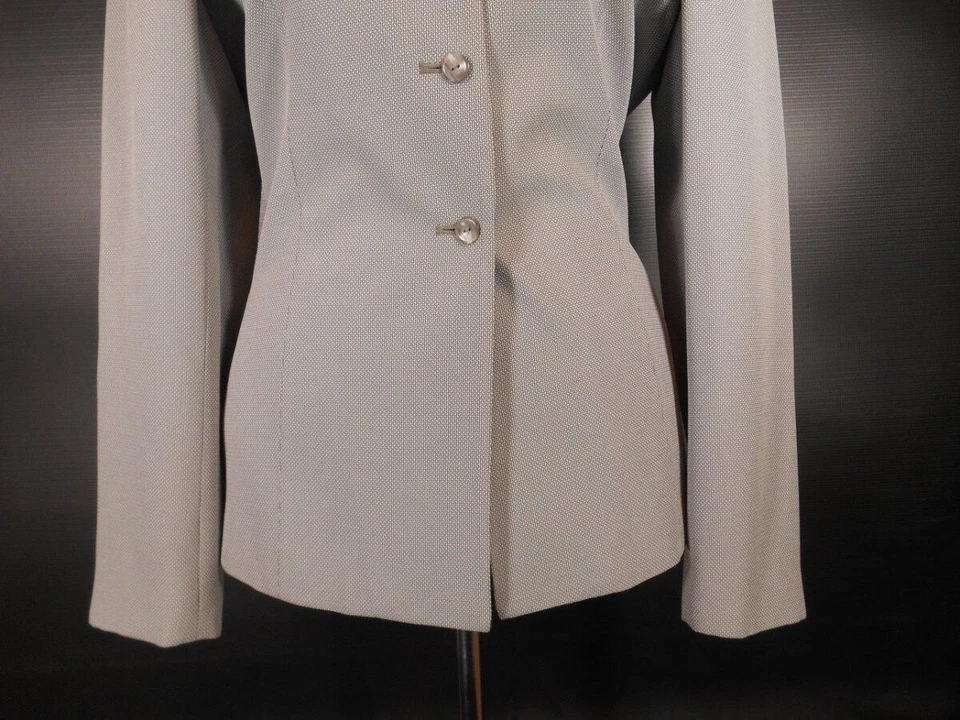 Hermosa chaqueta blazer para mujer talla 10 Jones New York gris ajustada forrada con botones Foto 3 de 4