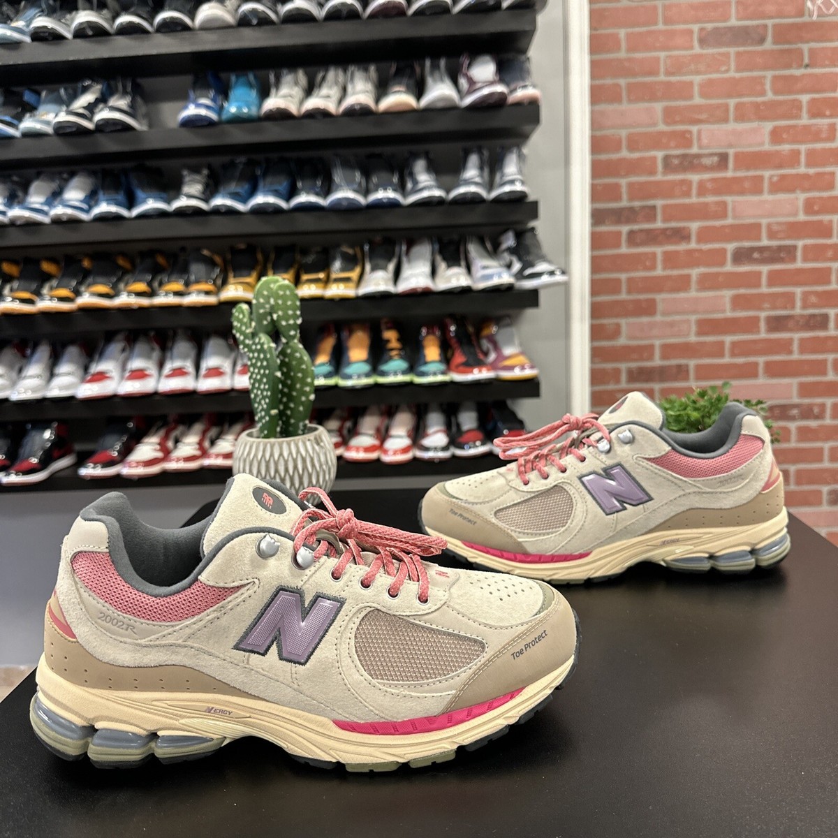 AUTHENTIC New Balance 2002R Calm Taupe Hiking Pack Beige