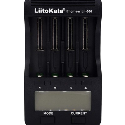 LiitoKala Akku Ladegerät Schnelles Ladegerät LCD-Anzeige 4 Schacht