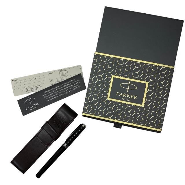 Import duty included  Parker Ingenuity Black GT Fountain Pen 14cm  with Case Exc