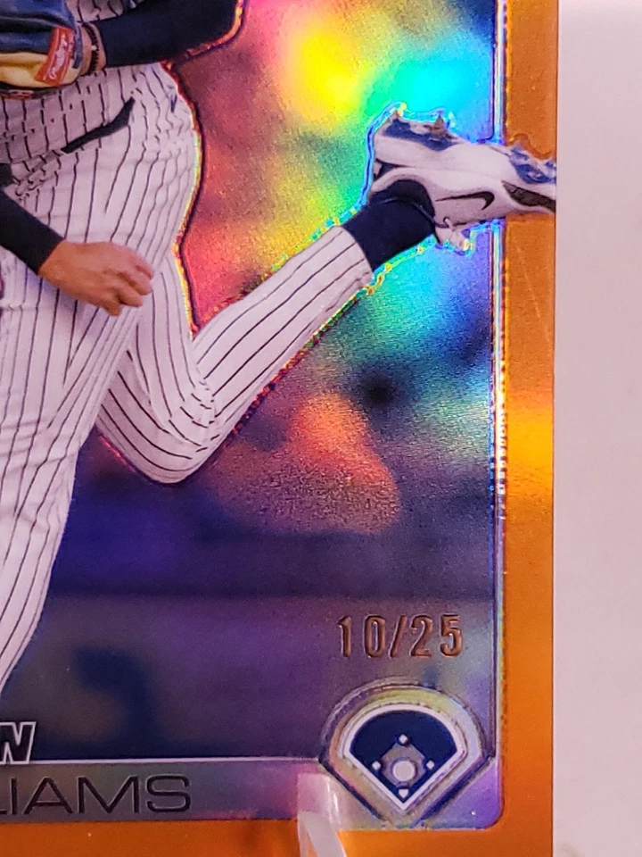 2025 Topps Chrome Devin Williams Orange Refractor /25 New York Yankees #153 - Image 2 of 3