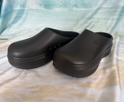 Black platform Slip on Clogs W8-8.5 - Compare to ''Stan Smith Adifom''