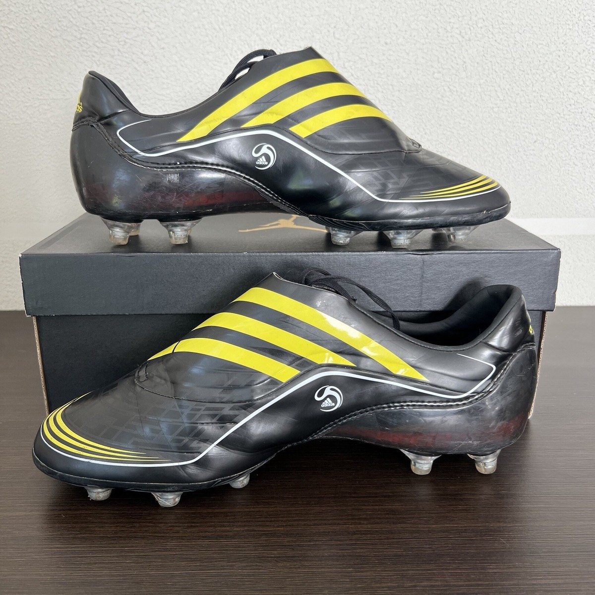 激レア！ adidas tunit +F50 PREMIUM US8 / 26 Adidas F50 Tunit Soccer Shoes White/Red US 9.5 New Condition