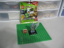 LEGO MINIFIGURE NEW SERIES 13 2015 OPENED PACKAGE AND PUT TOGETHER FOR PICTURES