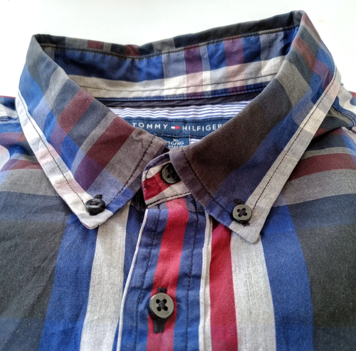 Tommy Hilfiger Shirt Men's UK Size XL Red White Blue Check Long Sleeve Easy Care - Picture 2 of 19