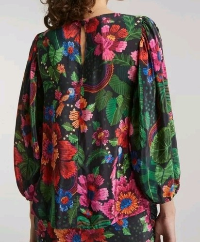 EUC Farm Rio Blooming Garden Blouse Black Floral size S - Picture 2 of 7