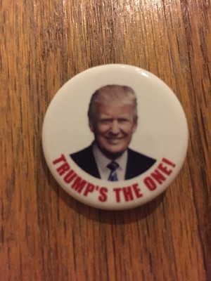 2016 Republican National Convention ''TRUMP'S THE ONE!'' Button Donald Trump Pin