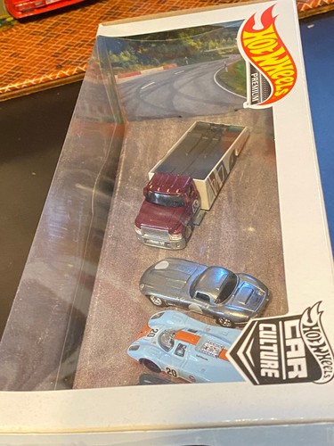 Hot Wheels Premium Car Culture Jaguar Porsche Mercedes-Benz Diorama Set MIB - Picture 9 of 15
