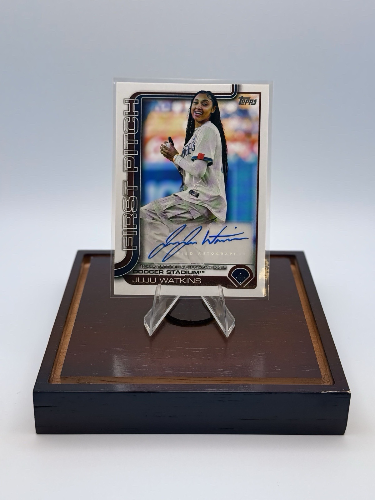 2025 Topps Series 1 First Pitch Auto JuJu Watkins #69/99 (FPA-JW) Dodgers