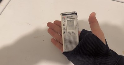 Sony ICD-ST25, Handheld, Digital Compact Voice Recorder, Tested Working