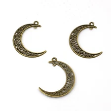 Clearance! 30PCS Antique Bronze Filigree Crescent Moon Connector Charm GQB08