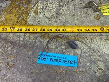08-2012 ESCAPE   FUEL PUMP RESET WIRING CONNECTOR