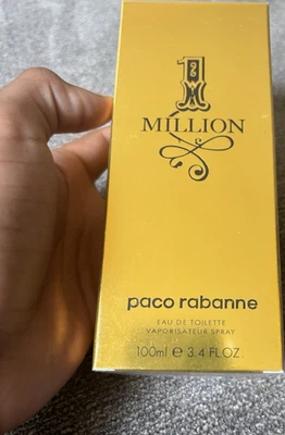 Paco Rabanne 1 Million Eau de Toilette Spray 100ml 3.4 fl oz - Image 1 of 4