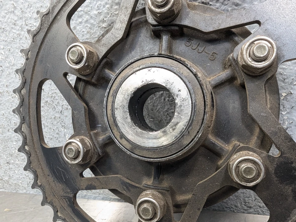 07-23 Kawasaki Ninja ZX6R Vortex 435S-47 Piñón Llanta Trasera Buje 42033-0026 Foto 2 de 4