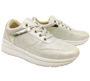baskets blanches 10 paires canons pour le printemps ete - Run Baby Run