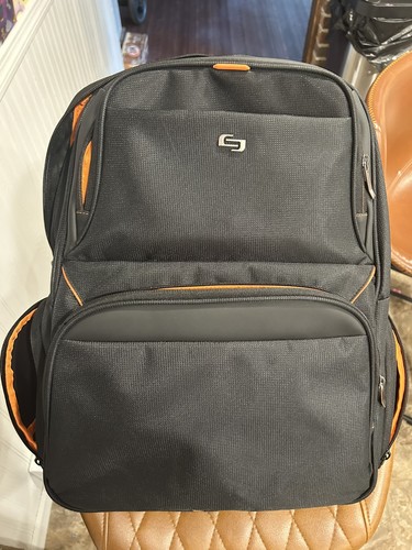 Laptop Backpack by Solo - 第 1/4 張圖片