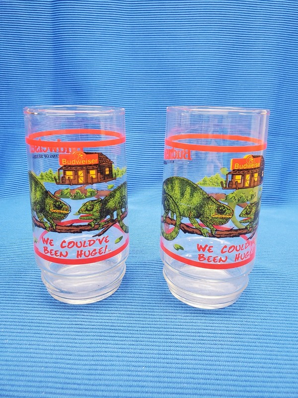 Vintage Pair Budweiser Beer Talking Lizards - Louie & Frank 6" Drinking Glasses